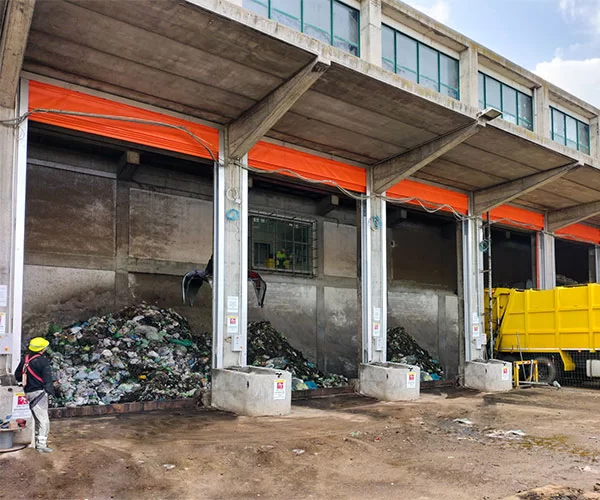 GS Doors' FOLD UP speed door for extreme conditions